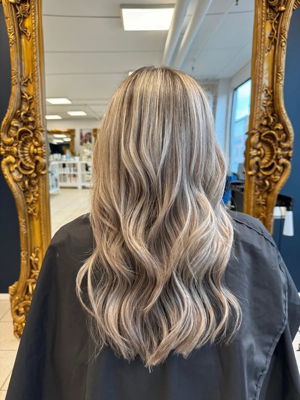 Silverblond balayage